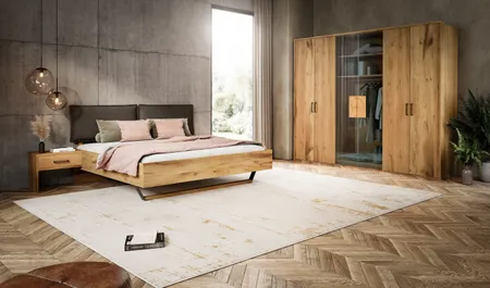 Schösswender 2025 K W42 Como Bett Schrank Milieu 300dpi.jpg