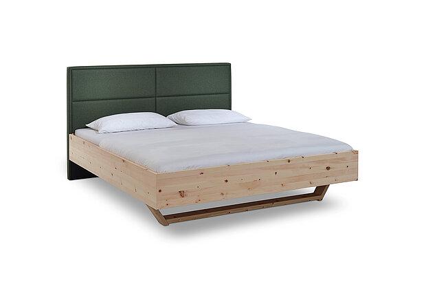 Doppelbett mit Stoffkassettenrückwand Mod. Lugano