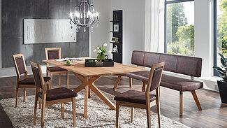  Essgruppe Smart bestehend aus dem Bankteil Smart, vier Stühlen und einem Vierfußtisch